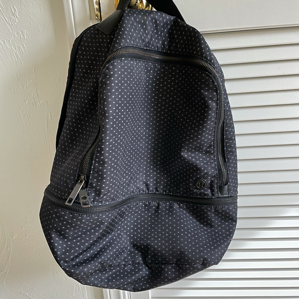 Lululemon black backpack